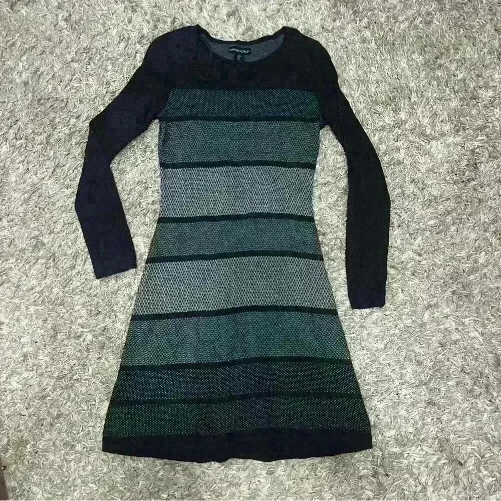 Cynthia Rowley Striped Sweater Dress | Long Sleeve Black and Grey | Size Small